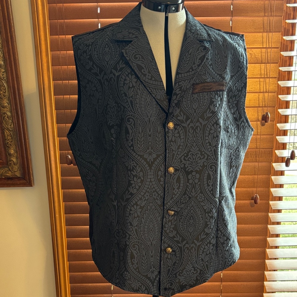 Steampunk Gothic Men’s Waistcoat Vest Navy Black Paisley Jacquard XL NWOT